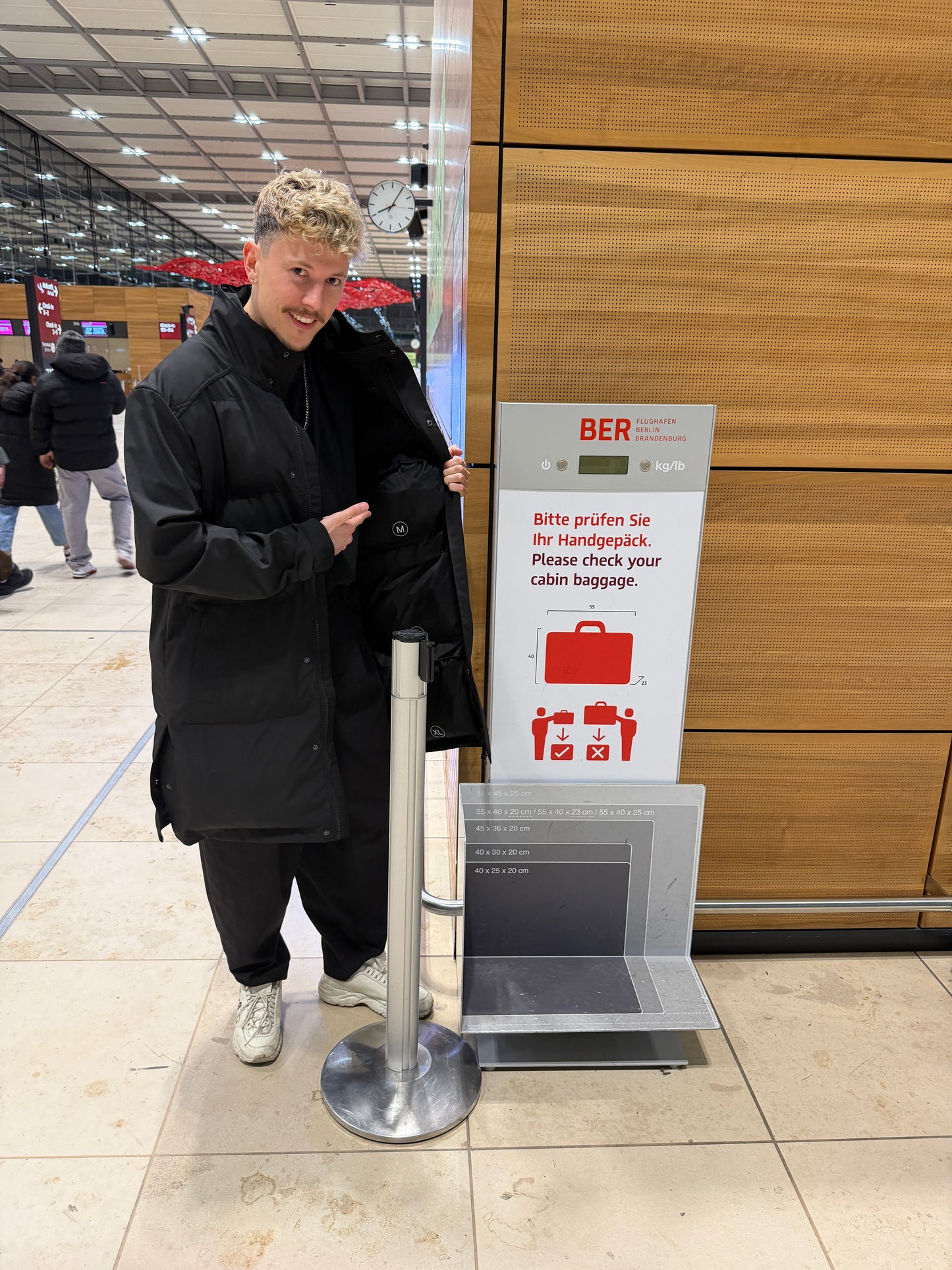 Nomad Wear - CarryFree Jacket